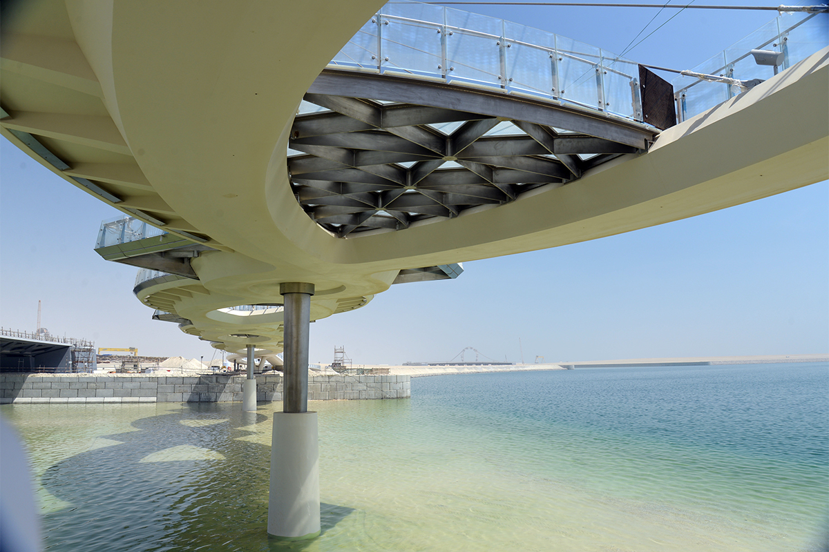 LUSAIL PEDESTRIAN BRIDGES Safdie Rabines Architects