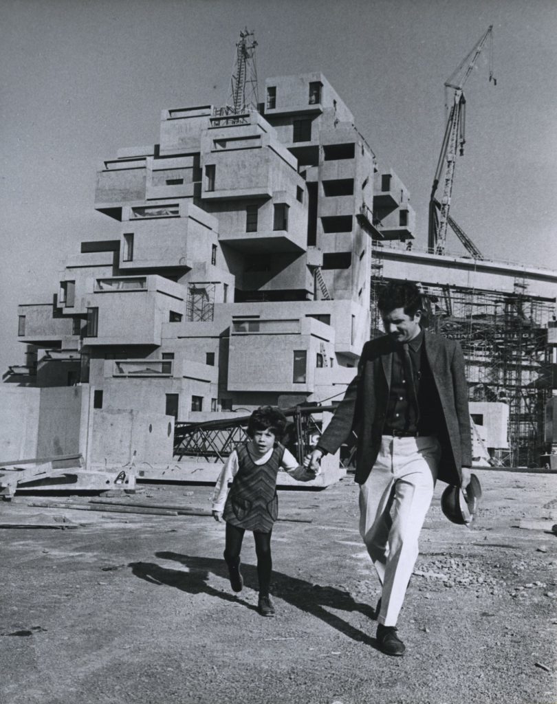 Taal_Safdie_Mohse_Safdie_Walking
