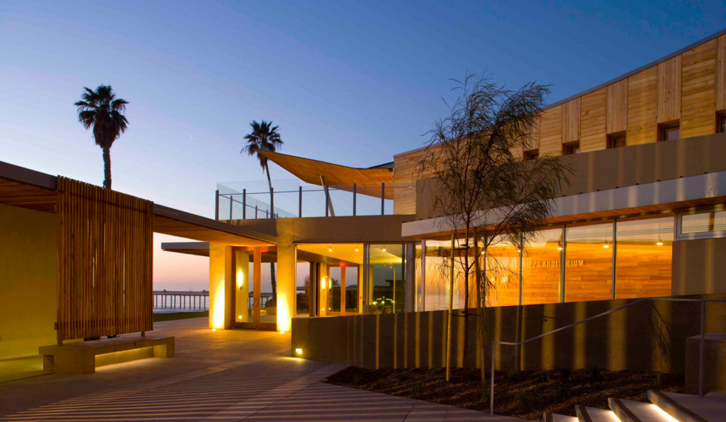 Robert Paine Scripps "Seaside" Forum in La Jolla, CA by Safdie Rabines Architects