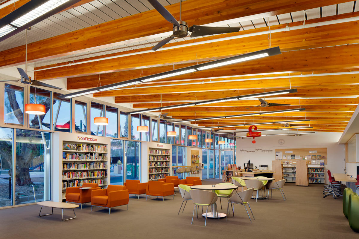 Lincoln Acres Library by Safdie Rabines Architects