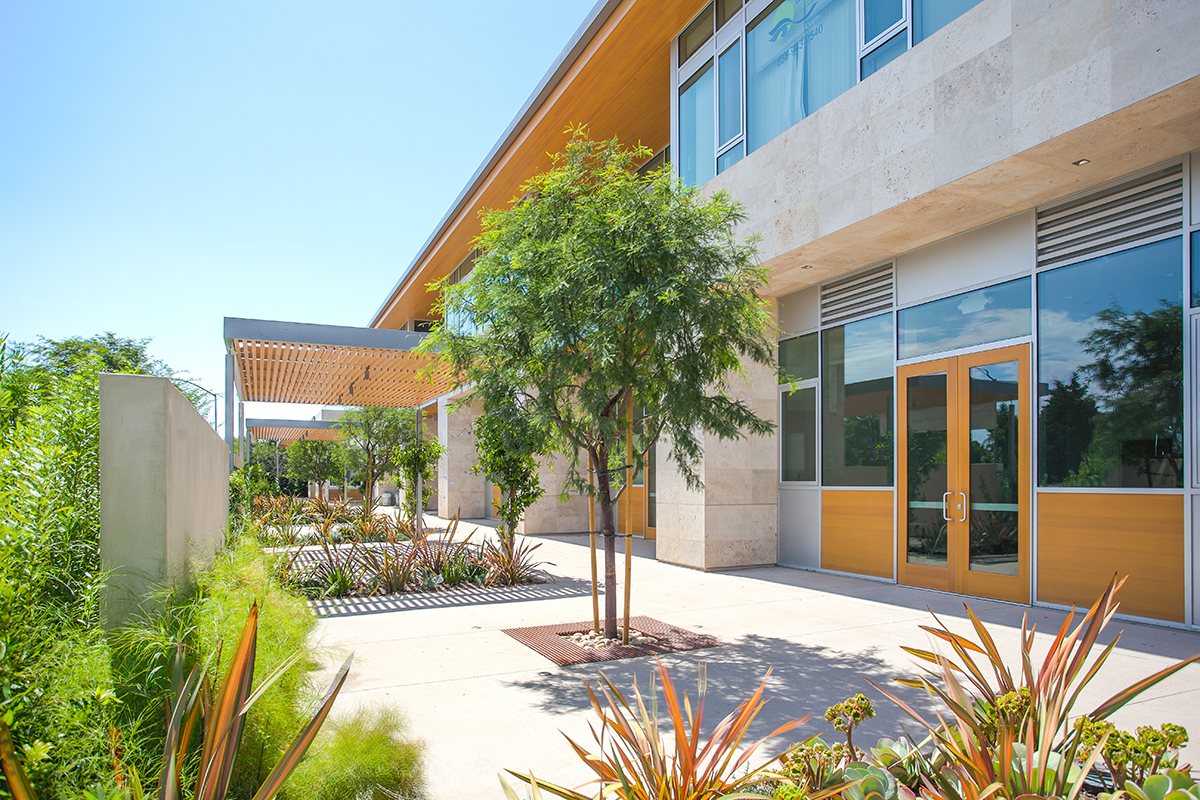 Merge Carmel Valley by Safdie Rabines Architects