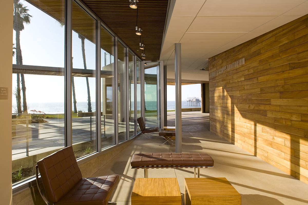 Robert Paine Scripps "Seaside" Forum in La Jolla, CA by Safdie Rabines Architects