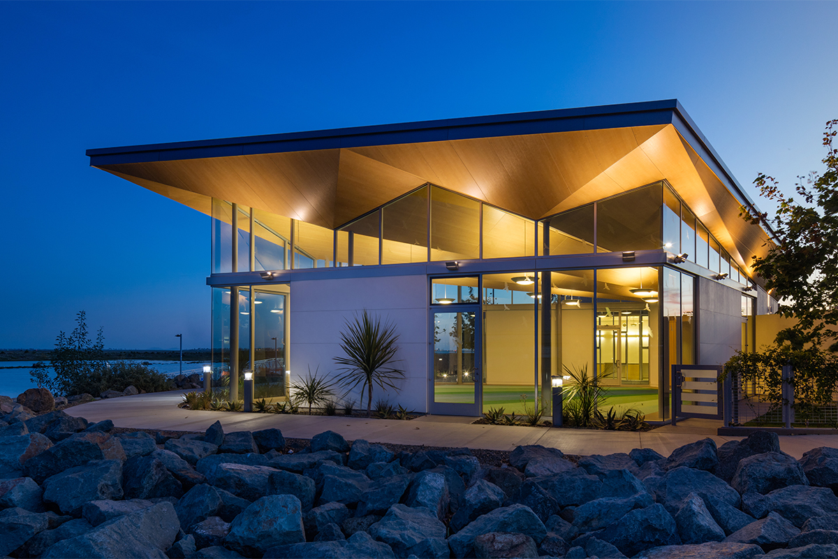National City Aquatic Center by Safdie Rabines Architects
