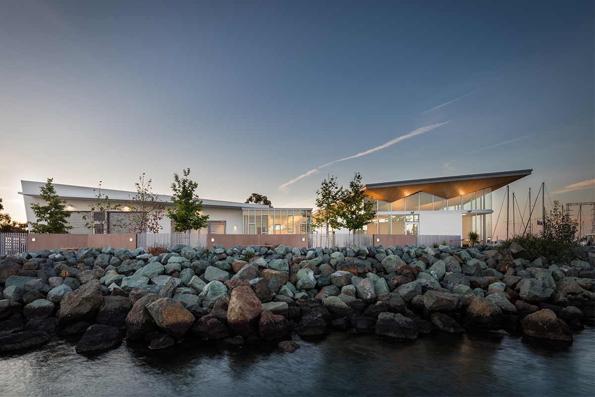National City Aquatic Center by Safdie Rabines Architects